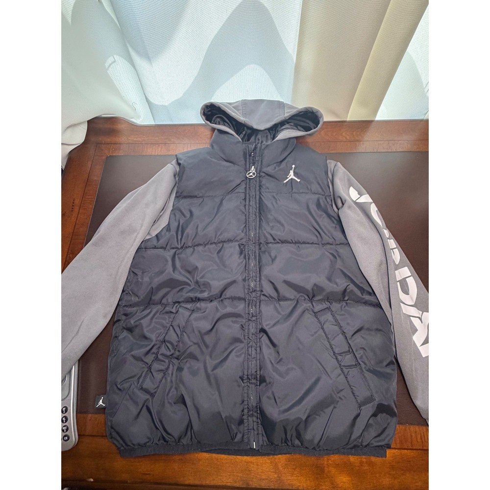Jordan Kids Black Grey Hybrid Puffer Jacket Hooded Jumpman Logo Size S 8-10Y